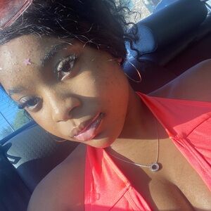 Meet your Posher, Life with